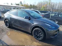 7SAYGDEE8SF308714 2025 TESLA MODEL Y