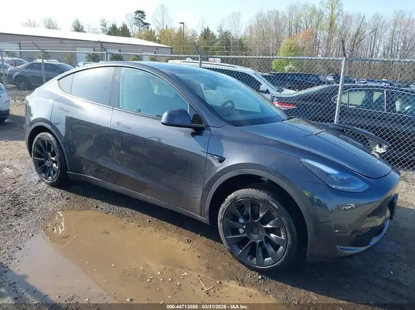 7SAYGDEE8SF308714 2025 TESLA MODEL Y - Image 1