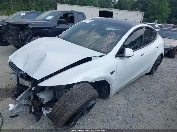 7SAYGDEE8TA382584 2026 TESLA MODEL Y - Image 2