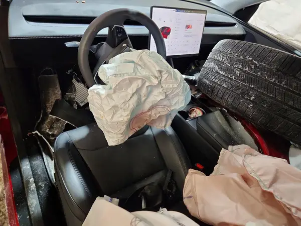 7SAYGDEE8TA382908 2026 TESLA MODEL Y - Image 8
