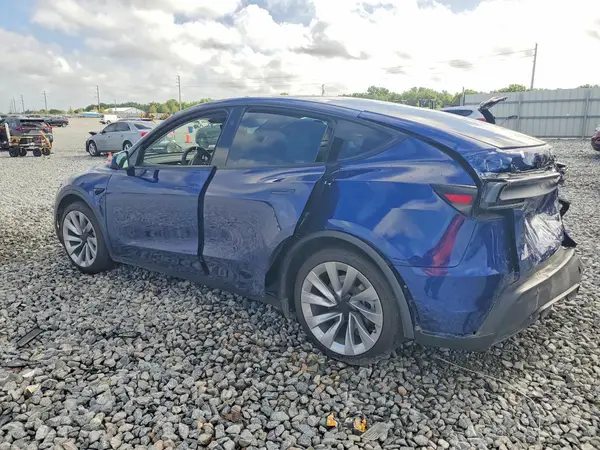 7SAYGDEE8TA390328 2026 TESLA MODEL Y - Image 2