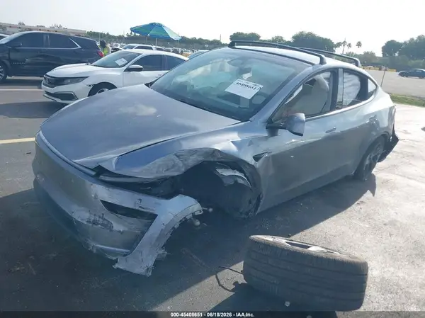 7SAYGDEE8TA394864 2026 TESLA MODEL Y - Image 2
