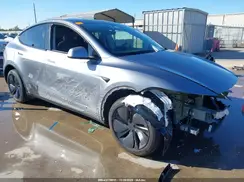 7SAYGDEE8TA401988 2026 TESLA MODEL Y