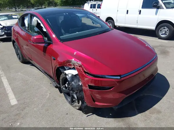 7SAYGDEE8TA405331 2026 TESLA MODEL Y - Image 1