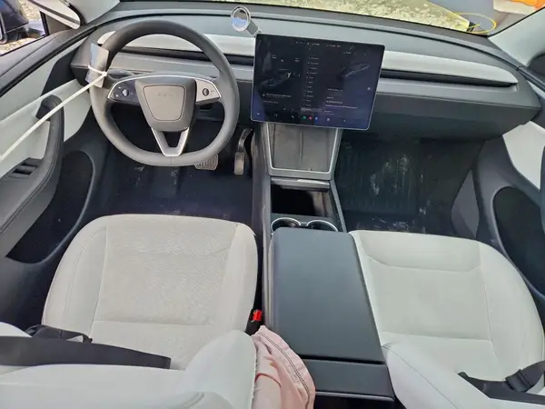 7SAYGDEE8TA414241 2026 TESLA MODEL Y - Image 8