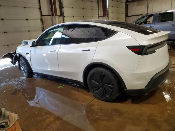7SAYGDEE8TA414434 2026 TESLA MODEL Y - Image 2