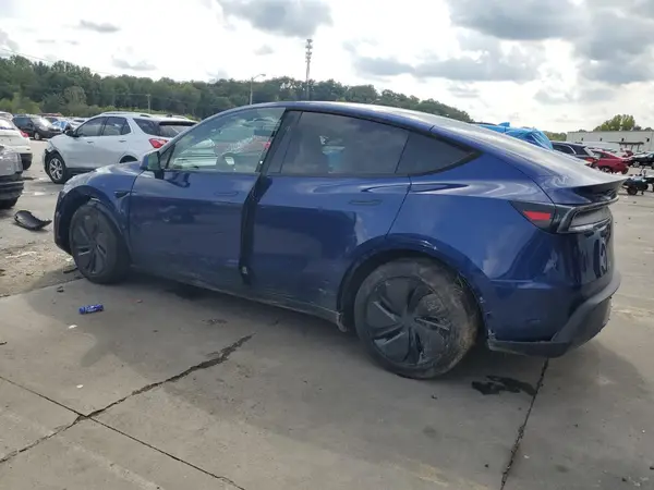 7SAYGDEE8TA432965 2026 TESLA MODEL Y - Image 2