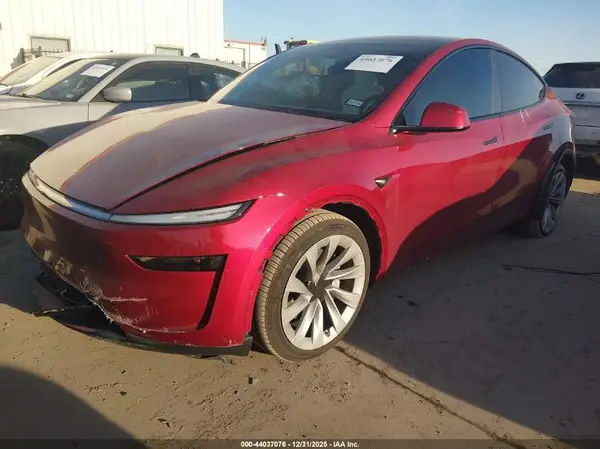 7SAYGDEE8TA485083 2026 TESLA MODEL Y - Image 2