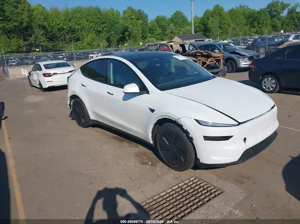 7SAYGDEE8TA591288 2026 TESLA MODEL Y - Image 1