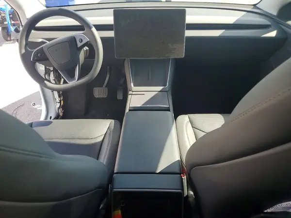 7SAYGDEE8TA605061 2026 TESLA MODEL Y - Image 8
