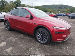 7SAYGDEE8TA693142 2026 TESLA MODEL Y