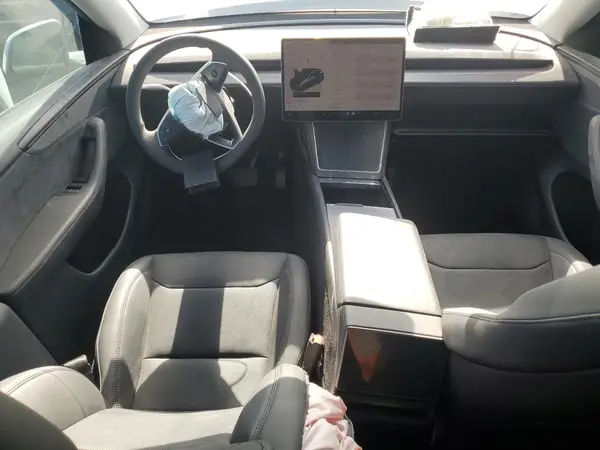 7SAYGDEE8TF322002 2026 TESLA MODEL Y - Image 8