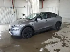 7SAYGDEE8TF323702 2026 TESLA MODEL Y