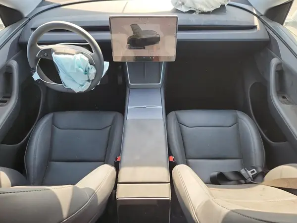 7SAYGDEE8TF327443 2026 TESLA MODEL Y - Image 8