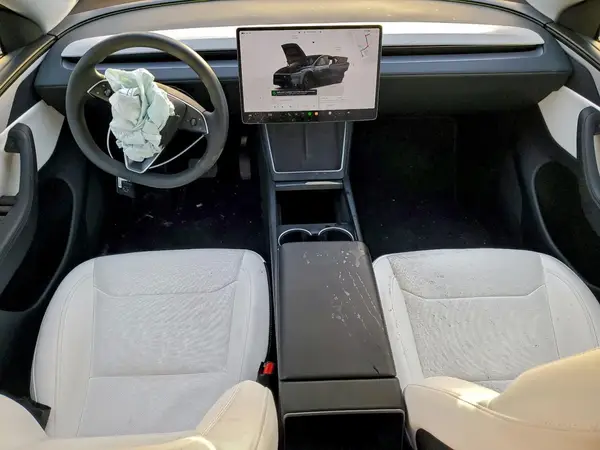 7SAYGDEE8TF337681 2026 TESLA MODEL Y - Image 8