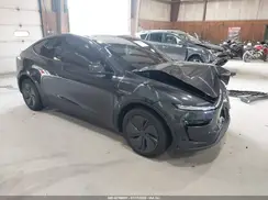 7SAYGDEE8TF344050 2026 TESLA MODEL Y