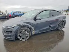 7SAYGDEE8TF347773 2026 TESLA MODEL Y