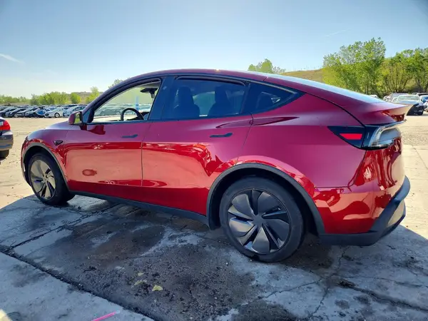 7SAYGDEE8TF348101 2026 TESLA MODEL Y - Image 2