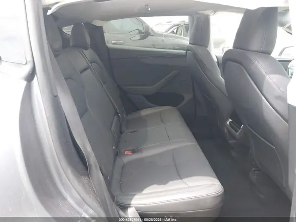 2026 TESLA MODEL Y auction photo 8