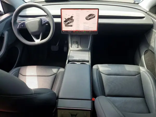 7SAYGDEE8TF363343 2026 TESLA MODEL Y - Image 8