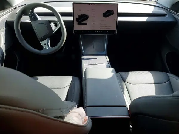 7SAYGDEE8TF365206 2026 TESLA MODEL Y - Image 8