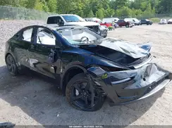 7SAYGDEE8TF371779 2026 TESLA MODEL Y