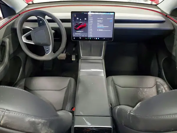 7SAYGDEE8TF373029 2026 TESLA MODEL Y - Image 8