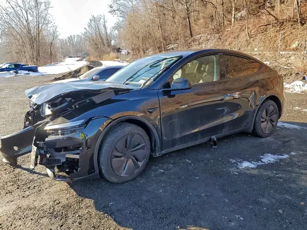 7SAYGDEE8TF386394 2026 TESLA MODEL Y - Image 1