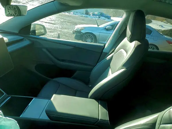 7SAYGDEE8TF386394 2026 TESLA MODEL Y - Image 8