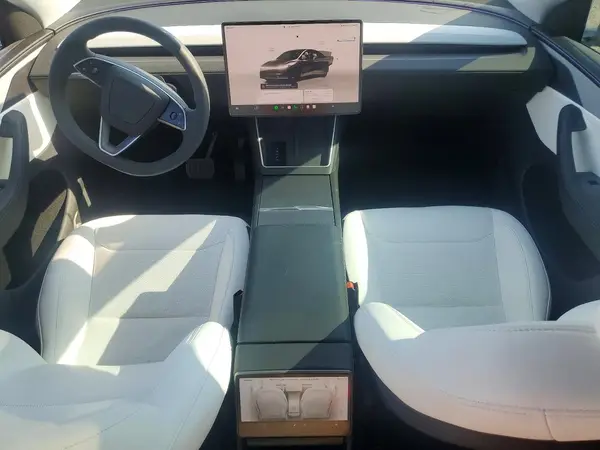 7SAYGDEE8TF400648 2026 TESLA MODEL Y - Image 8