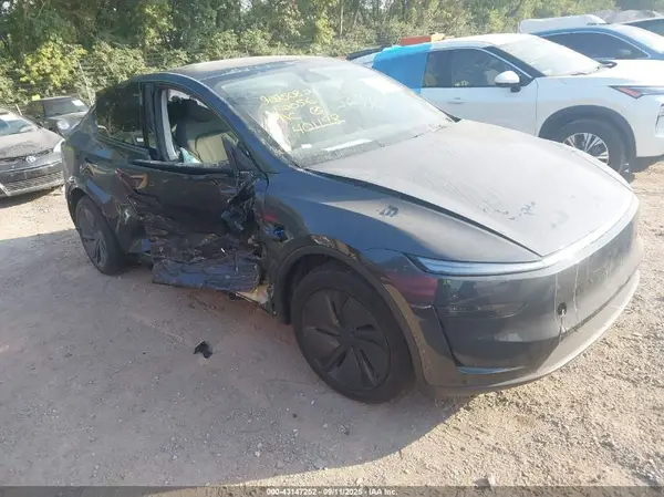 7SAYGDEE8TF401198 2026 TESLA MODEL Y - Image 1