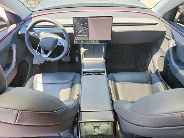 7SAYGDEE8TF404330 2026 TESLA MODEL Y - Image 8