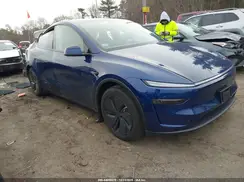 7SAYGDEE8TF412119 2026 TESLA MODEL Y