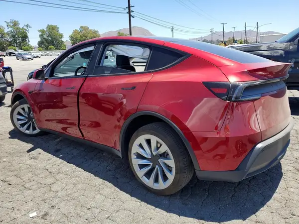 7SAYGDEE8TF417336 2026 TESLA MODEL Y - Image 2