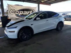 7SAYGDEE8TF453575 2026 TESLA MODEL Y