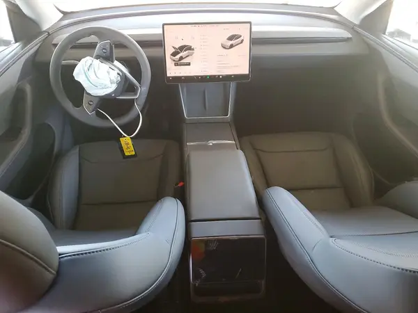 7SAYGDEE8TF453575 2026 TESLA MODEL Y - Image 8