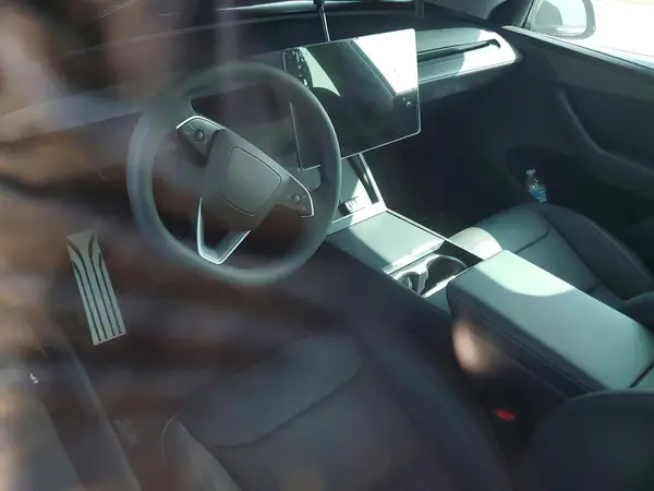 7SAYGDEE8TF456993 2026 TESLA MODEL Y - Image 8