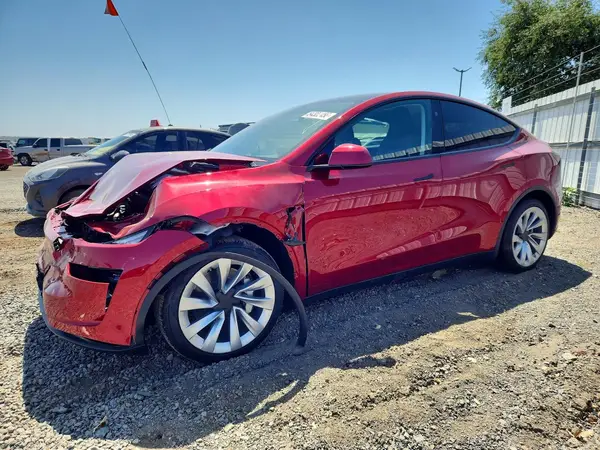 7SAYGDEE8TF566393 2026 TESLA MODEL Y - Image 1