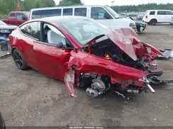 7SAYGDEE8TF652318 2026 TESLA MODEL Y