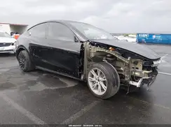 7SAYGDEE9NA001568 2022 TESLA MODEL Y