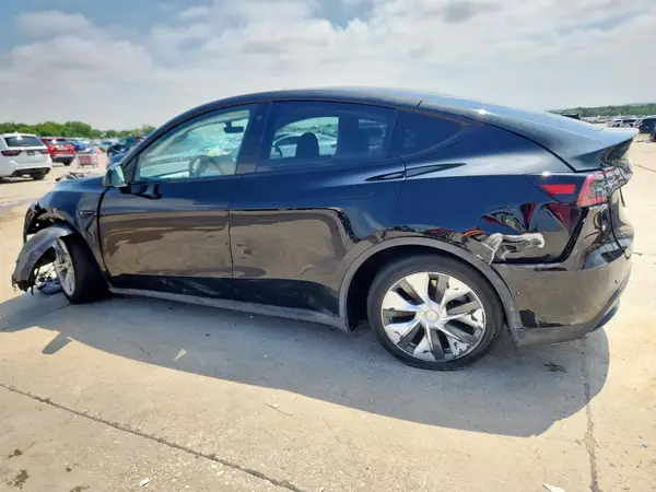 7SAYGDEE9NA002767 2022 TESLA MODEL Y - Image 2