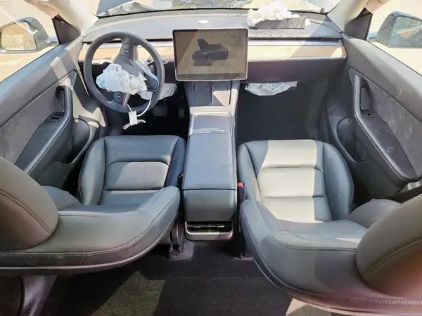 7SAYGDEE9NA002767 2022 TESLA MODEL Y - Image 8