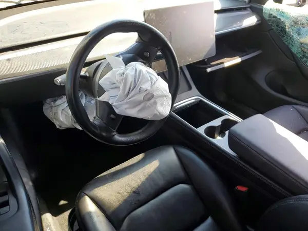 7SAYGDEE9NA008715 2022 TESLA MODEL Y - Image 8