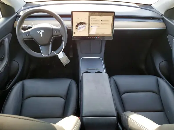 7SAYGDEE9NA010187 2022 TESLA MODEL Y - Image 8