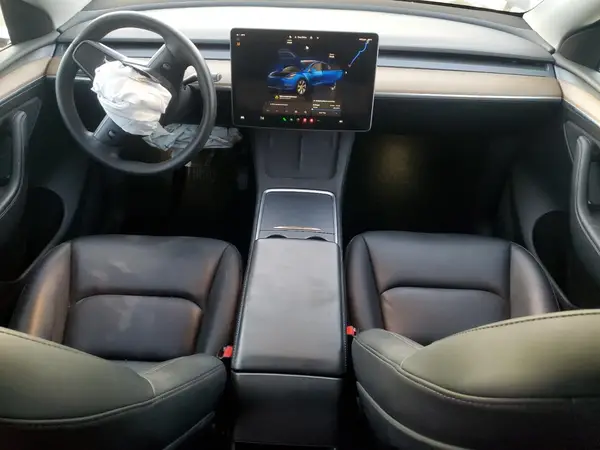 7SAYGDEE9NA011923 2022 TESLA MODEL Y - Image 8