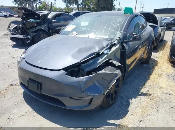 7SAYGDEE9NA020010 2022 TESLA MODEL Y - Image 2