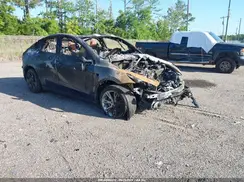 7SAYGDEE9NF307107 2022 TESLA MODEL Y