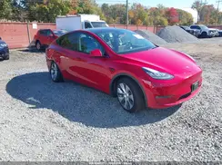 7SAYGDEE9NF309987 2022 TESLA MODEL Y