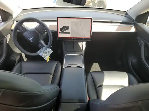 7SAYGDEE9NF317460 2022 TESLA MODEL Y - Image 8