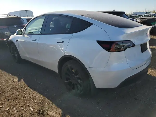 7SAYGDEE9NF320021 2022 TESLA MODEL Y - Image 2